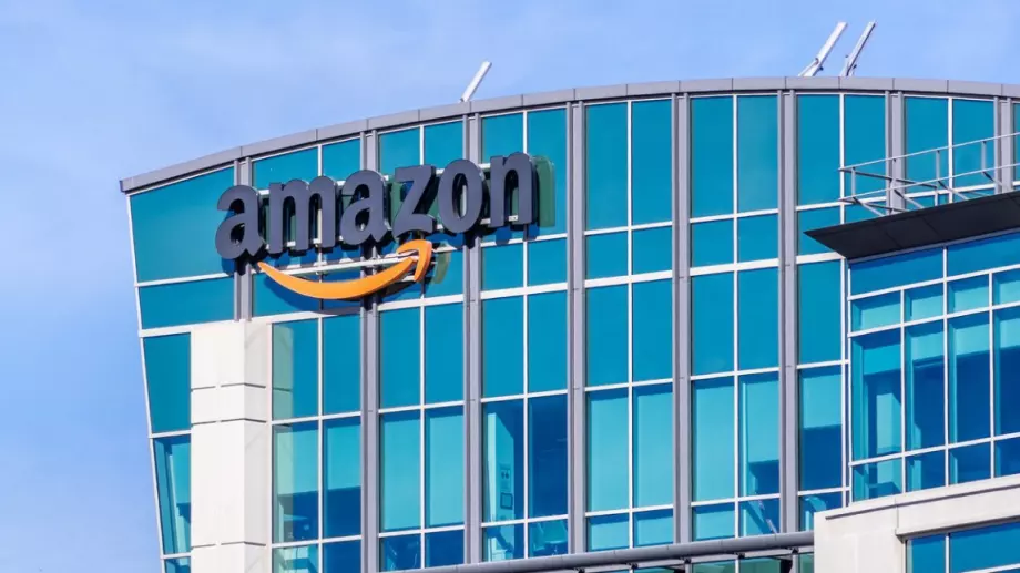 Италия глоби Amazon с над 1 млрд. евро - ето защо