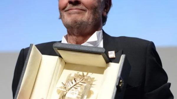 Ален Делон получи "Златна палма" за цялостно творчество