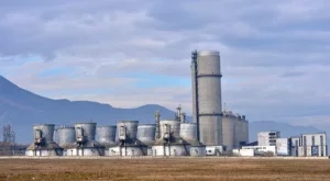 Изнасят опасния серовъглерод от "Химко" в чужбина