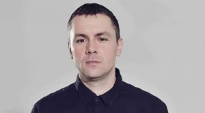 Ицо Хазарта е неузнаваем в новото си видео 