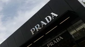 Prada спира да използва кожи с косъм