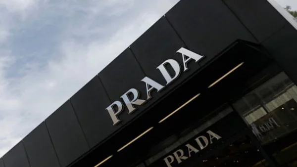 Prada спира да използва кожи с косъм