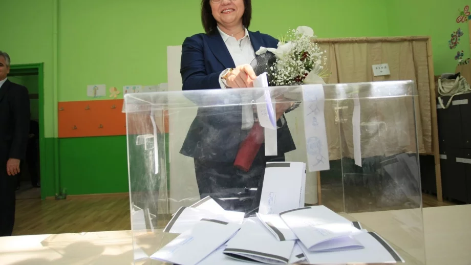 Корнелия Нинова подаде оставка като лидер на БСП