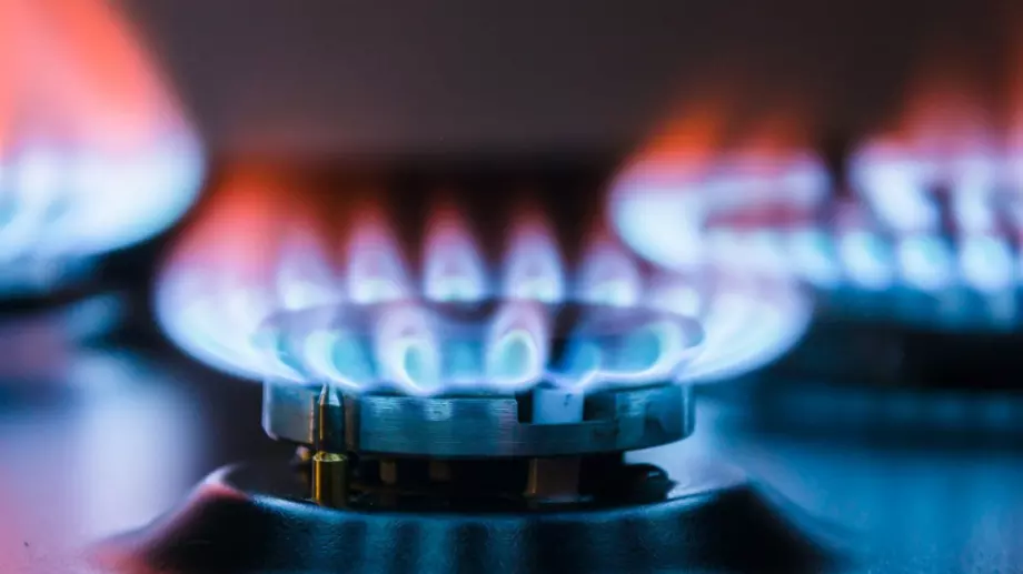 Окончателно: 16% по-скъп газ със задна дата - от 1 април
