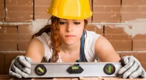 Как лазерните нивелири улесняват работата ви?