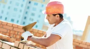 Недостиг на работници в Полша, украинците заминаха да воюват