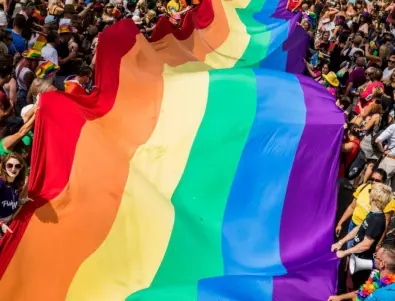 ЕК ще съди Унгария заради закон против ЛГБТИ