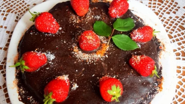 Малко калории с много любов: Шоколадова торта без захар
