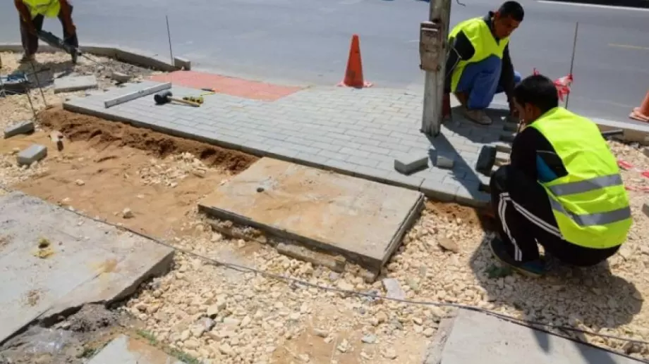 Столични инспектори съставиха актове на ЧЕЗ и Топлофикация-София