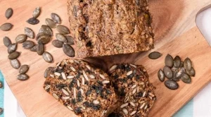 Протеинов хляб с тиквени семки