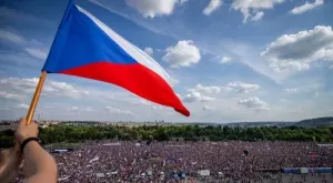 Чехия вдига данъци и пести, за да свали бюджетния дефицит под 2 на сто от БВП