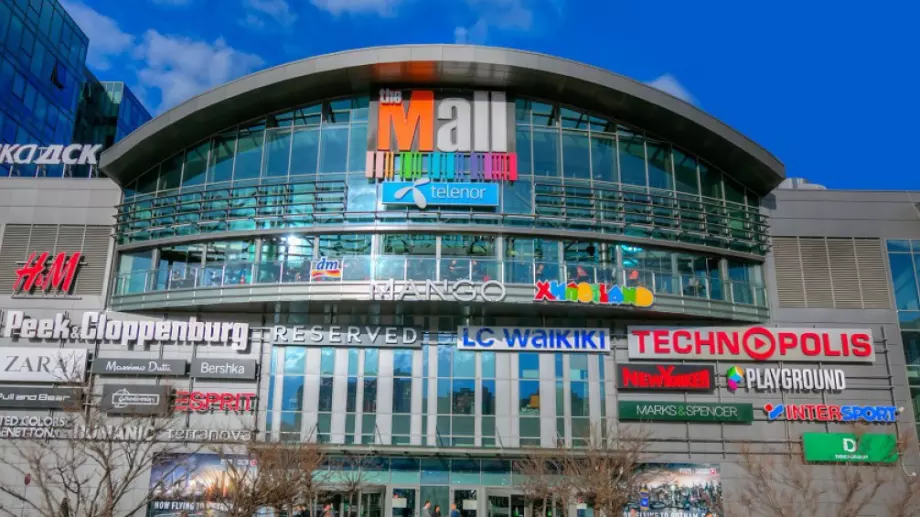 Бизнесът призова властта да отвори моловете