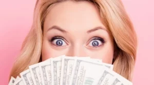 4-те зодии, които ще спечелят от лотарията през ЮЛИ