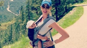 Антония Петрова покори Вихрен с бебето си (снимки)