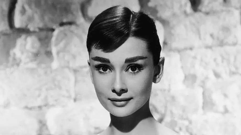 Снимат сериал за живота на Одри Хепбърн 