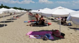 Коронавирус: Къде ще почиват европейците през лятото?