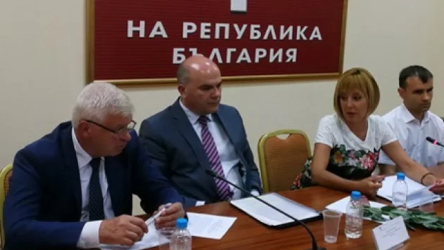 Пак се почва - нови промени за парите за хората с увреждания, но не сега