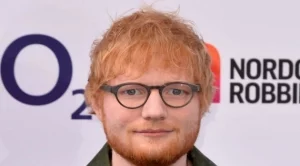 Ед Шийрън дари 1 млн. лири за борбата с коронавируса 