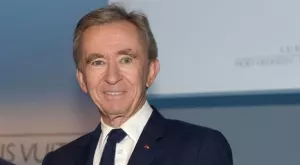 Forbes: Бернар Арно изпревари Джеф Безос по богатство