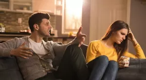 6 знака, че връзката ви не е в „коловоз”, а в пропаст