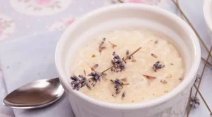 Mляко с ориз с лавандула