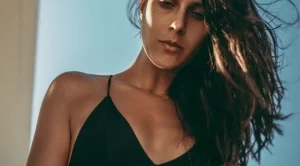 Никога не се моли за любов