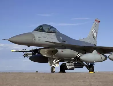 Министерството на отбраната: Нидерландия не ни е предлагала F-16