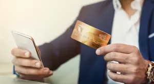 Скоро заплатата ще идва в картата ни за секунди