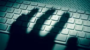 Пандемия, работа от вкъщи и фирмен шпионаж 