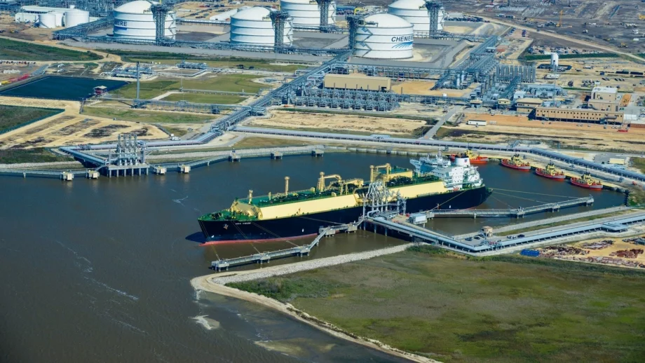 България купува 20% от газовия терминал в Александруполис