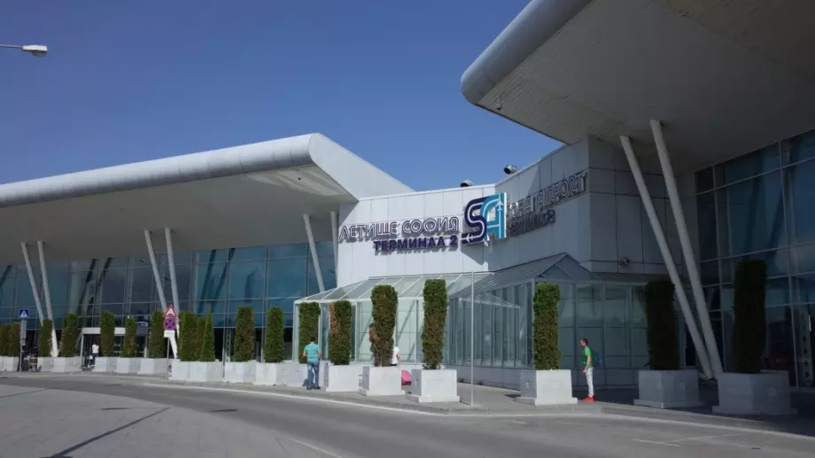 Връщаме 660 млн. лева, ако развалим концесията на Летище София