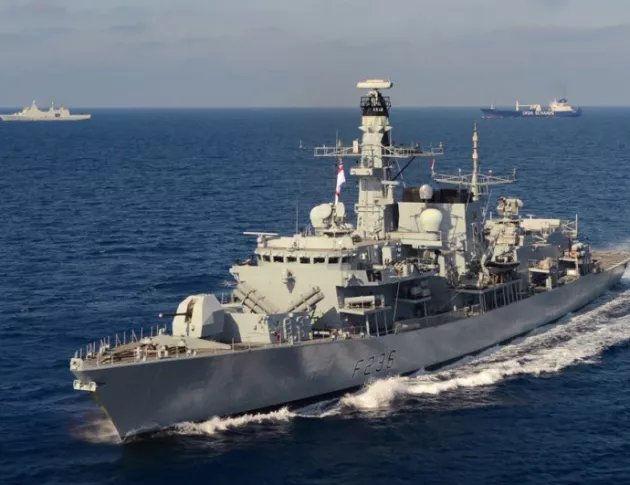 Британските кораби ще са с боен ескорт в Персийския залив