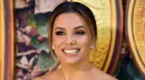 Ева Лонгория се мести със семейството си в Испания (СНИМКИ)