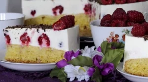 Лека торта с малини