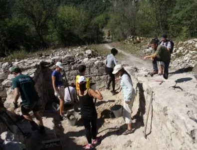 Министерството на културата подкрепя археологическите разкопки в Червен 