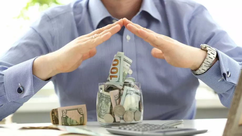 Вижте мъжете от кои зодиакални знаци рядко забогатяват