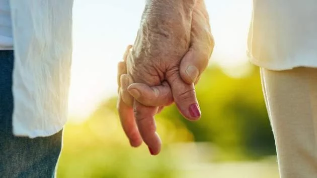 СТО: Силно те обичам!