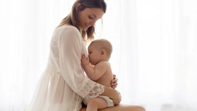 6 ползи от кърменето и за бебето, и за майката