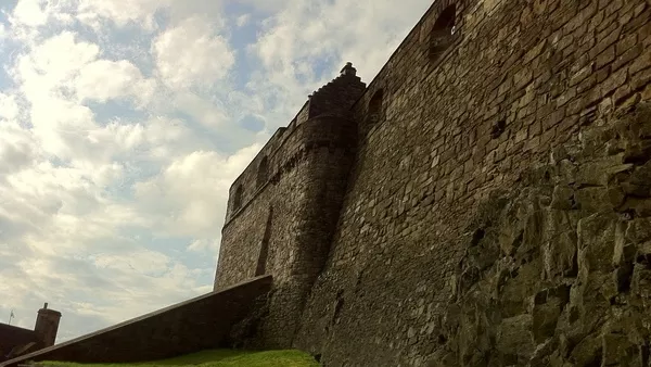 Поздрави от един друг свят, в който хора летят