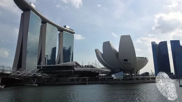 Поздрави от Сингапур