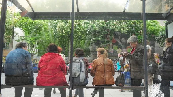 Фантазия за шест души и две ръце