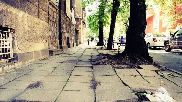 Квартал на тротоарите