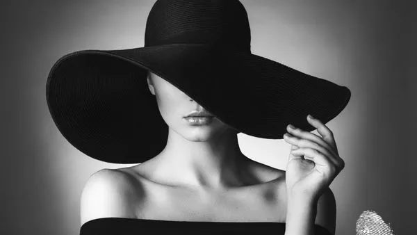 Среща с голямата любов и нейната шапка