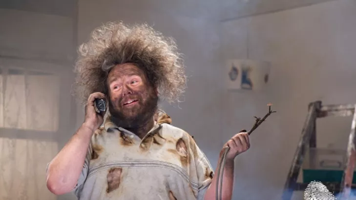 Любовно обяснение: Електротехник Edition