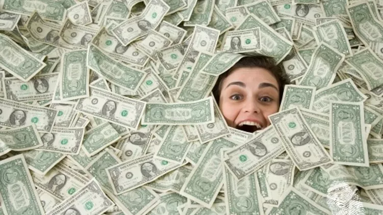 Искам заплата 1000 лв. и я заслужавам!