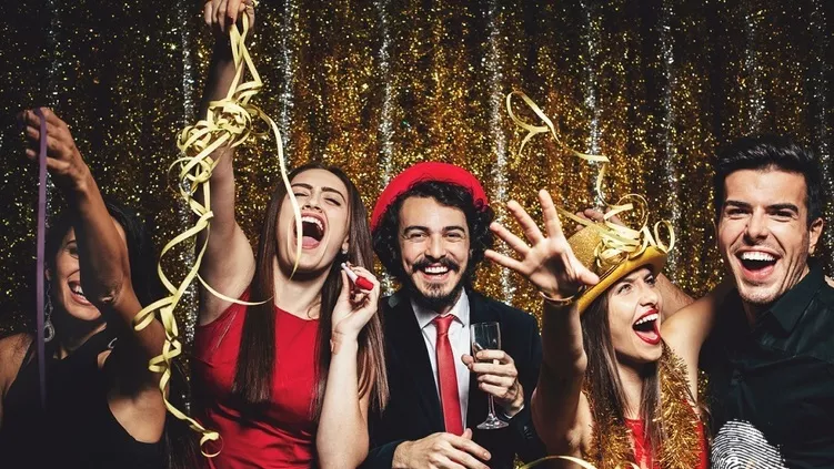 Кои са професиите, които се забиват най-често по коледни партита?