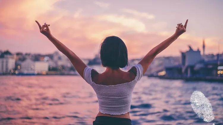 Мамка им на фалшивите ценности!