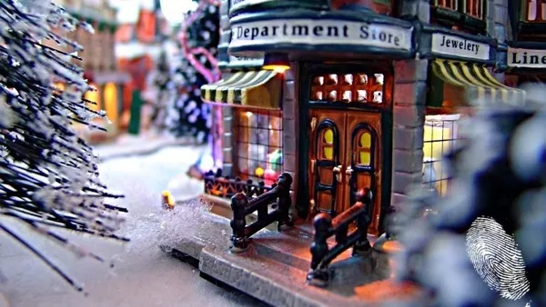 Коледен благотворителен базар