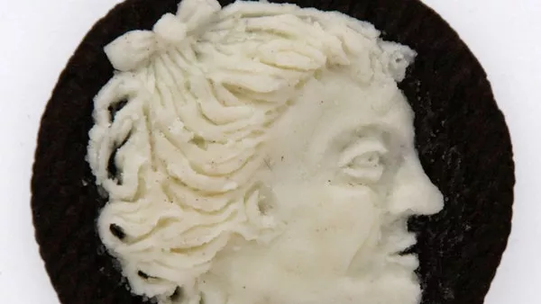 Не си играй с храната