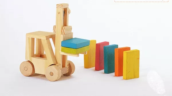 Играта на играчките